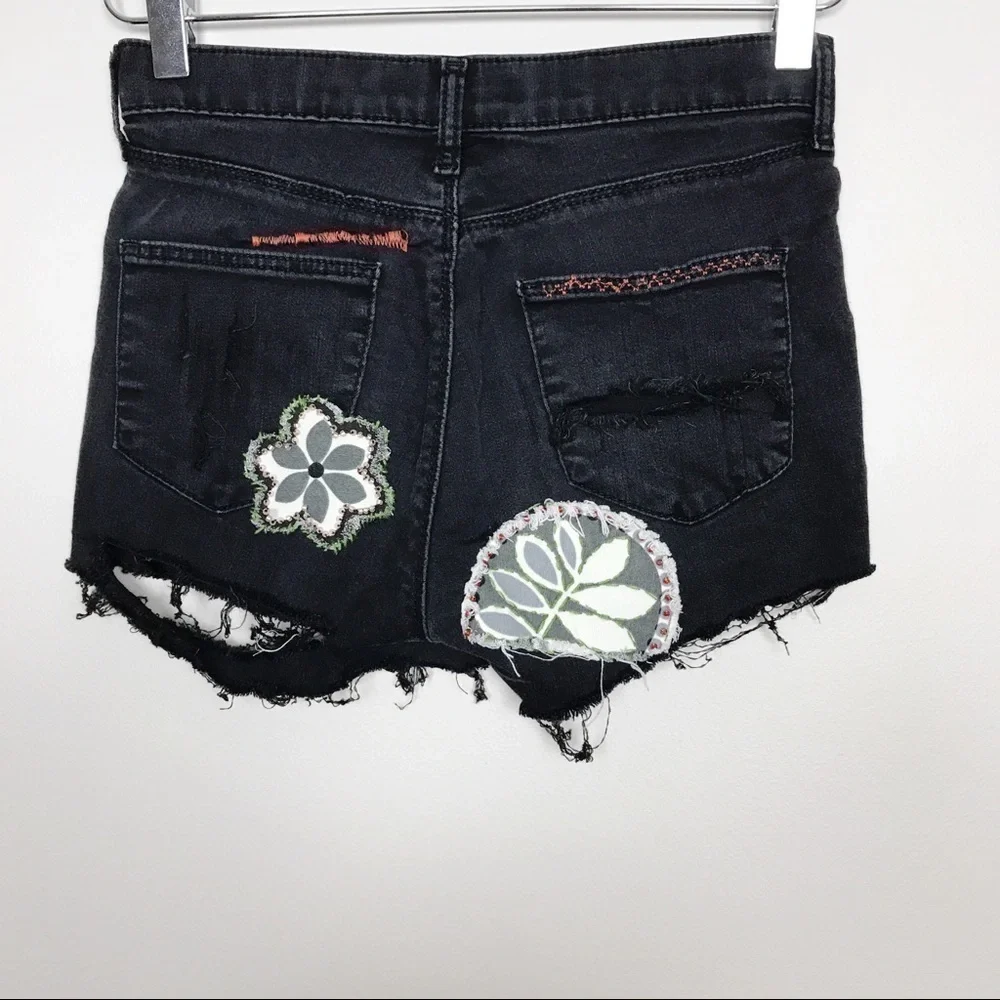 TopShop Moro Leigh Black Cutoff Distress Shorts 26